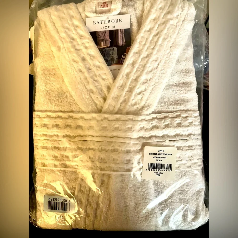 100% Cotton Robe - Picture 1 of 3